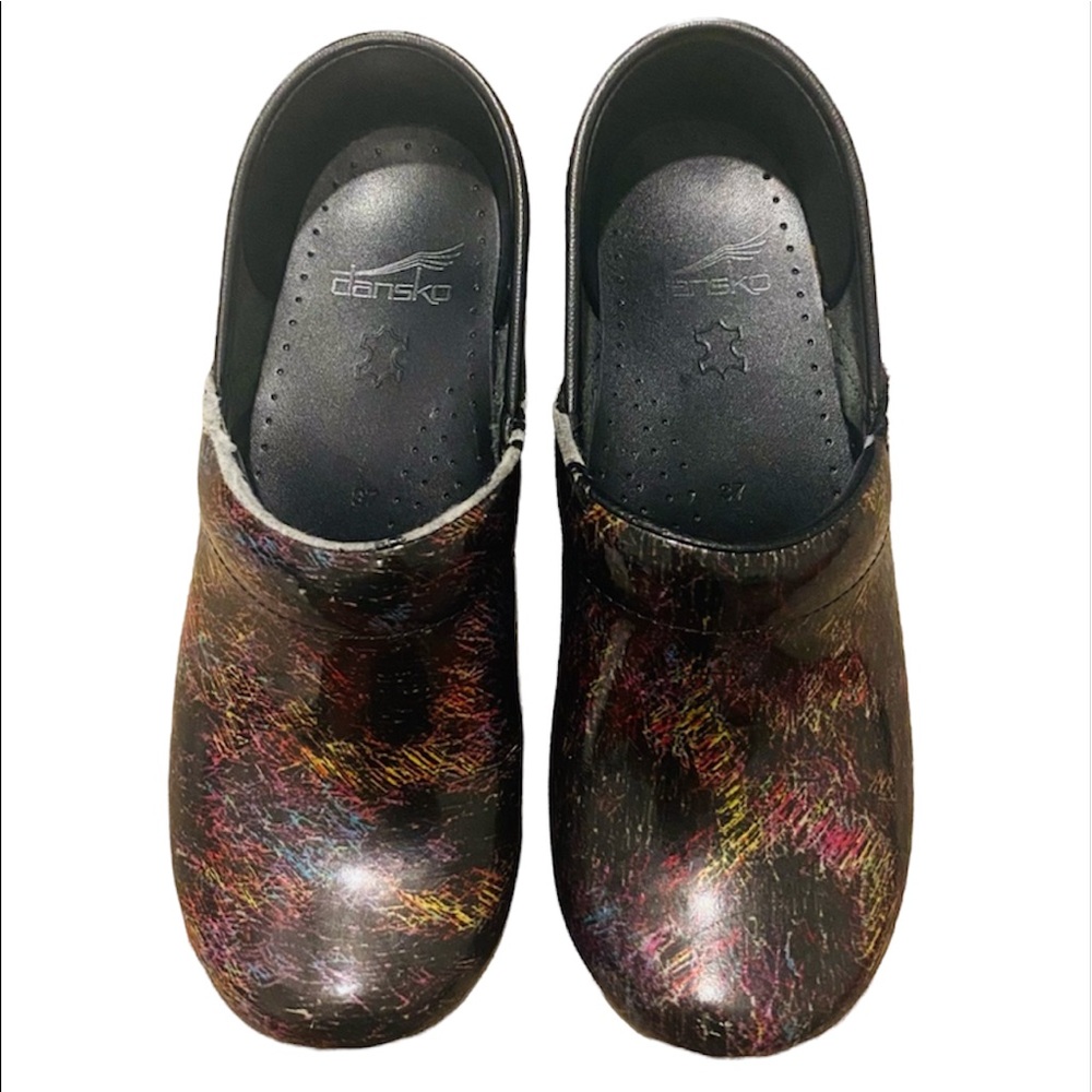 Dansko Multi Scribble Print Patent Nursing Clogs